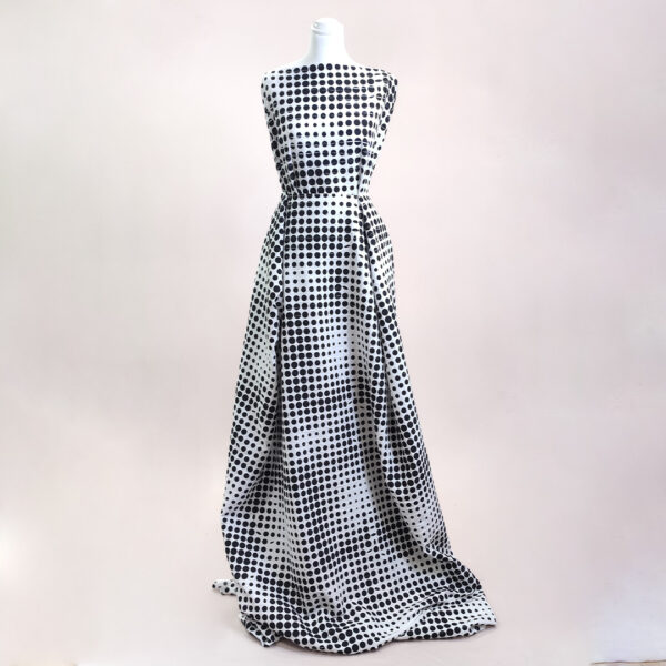 Tessuto Cotone motivo pois bianco - nero