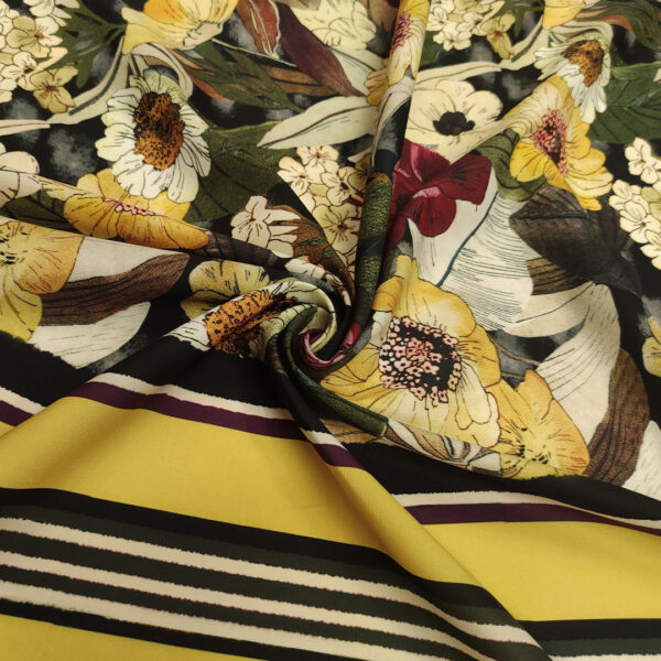 Tessuto Crepe a fantasia motivo floreale giallo - bordeaux