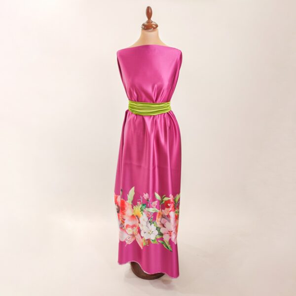 Tessuto Duchesse a fantasia motivo floreale fucsia