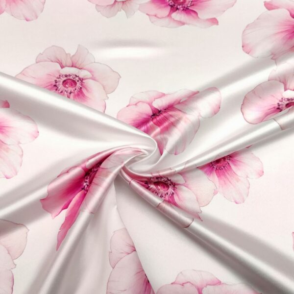 Tessuto Duchesse a fantasia motivo floreale bianco - rosa