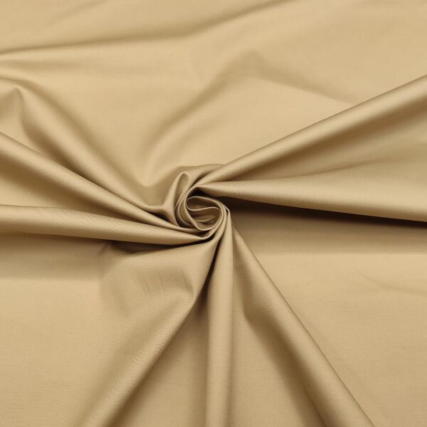 Tessuto Gabardine di cotone tinta unita cammello