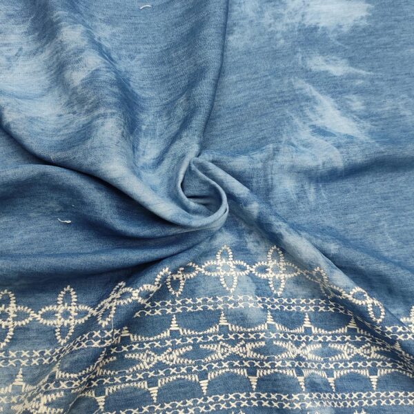 Tessuto Jeans Chambray ricamato motivo astratto panna - celeste - blu