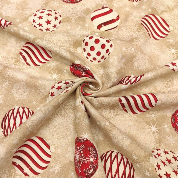 Tessuto Natalizio Decorativo a fantasia panama con sfere rosso - bianco - beige