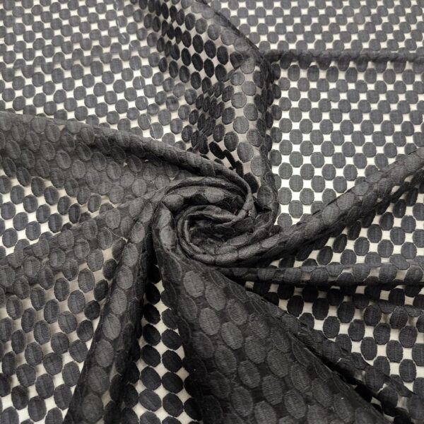 Tessuto Organza ricamato motivo pois nero