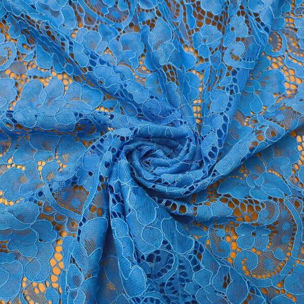 Tessuto Pizzo doppio smerlo motivo floreale blu elettrico
