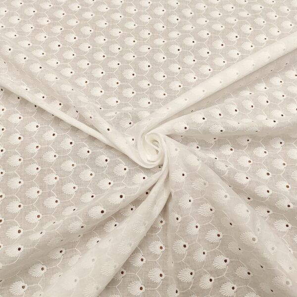 Tessuto Sangallo motivo astratto bianco seta