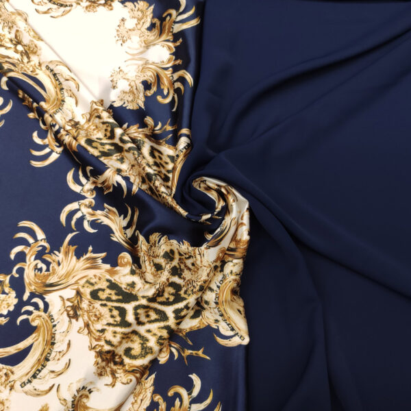 Tessuto Satin a fantasia abbinato a tessuto Crepe de chine in tinta unita