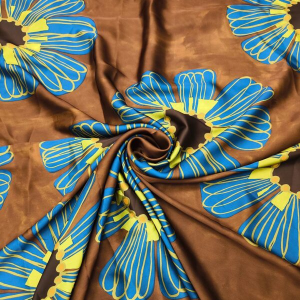 Tessuto Satin a fantasia motivo floreale lime - tabacco - azzurro