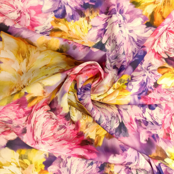 Tessuto Satin a fantasia motivo floreale viola - fucsia - giallo