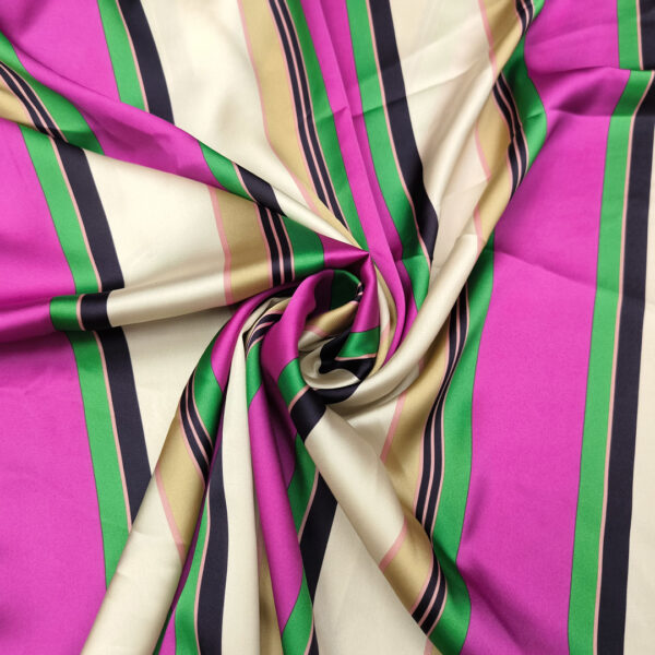 Tessuto Satin a fantasia motivo rigato orchidea - panna - verde - nero