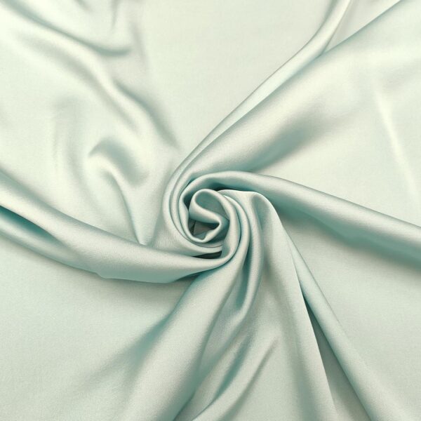 Tessuto Satin effetto stropicciato tinta unita celestino