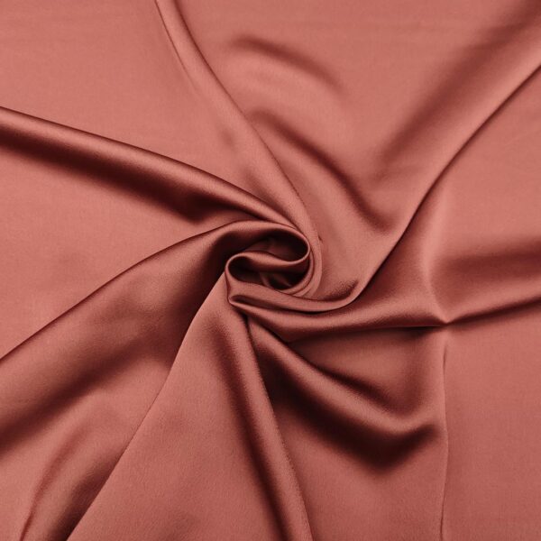 Tessuto Satin leggero elasticizzato tinta unita rosa barolo