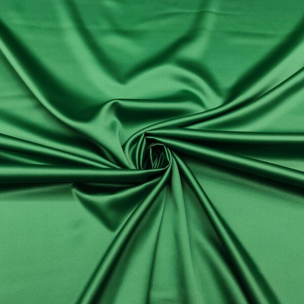 Tessuto Satin leggero elasticizzato tinta unita smeraldo
