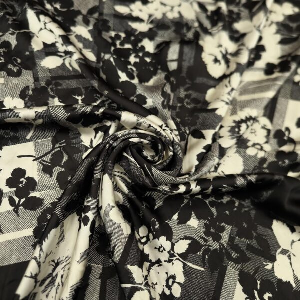 Tessuto Satin a fantasia motivo floreale panna - nero - grigio