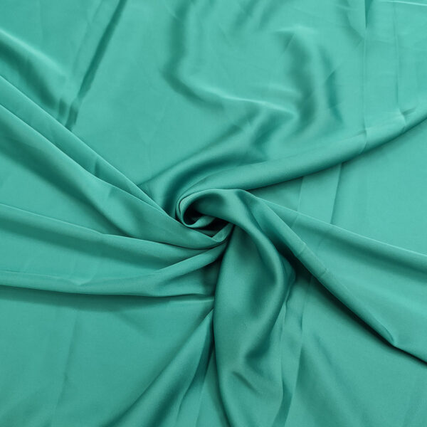 Tessuto Satin leggero elasticizzato tinta unita oceano
