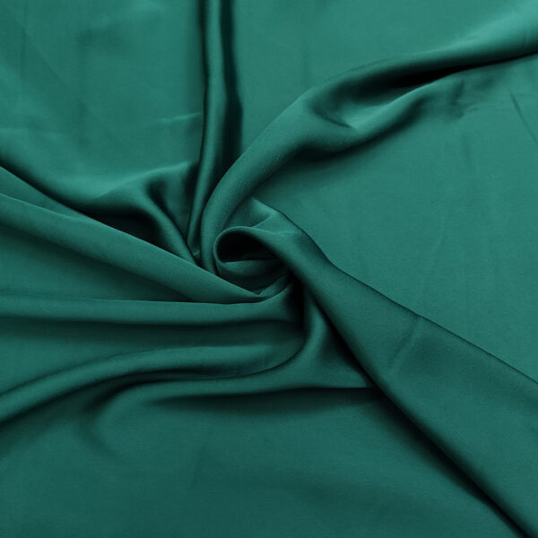 Tessuto Satin leggero elasticizzato tinta unita verde petrolio