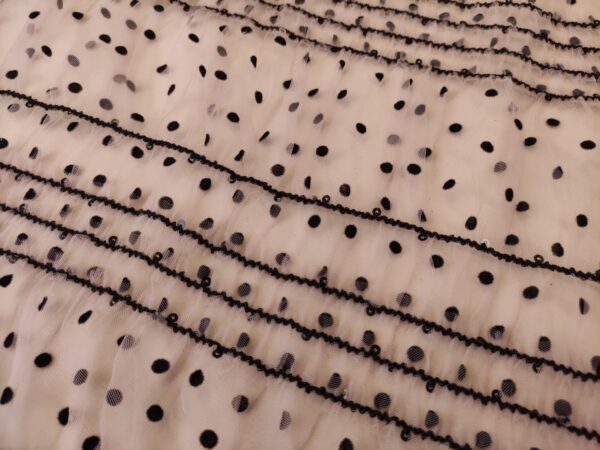 Tessuto tulle mano seta motivo pois rosa - nero