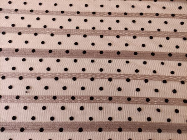 Tessuto tulle motivo pois tortora