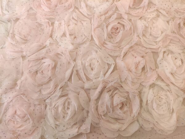 Tessuto Tulle mano seta ricamato con fiori in 3D con glitter rosa - bianco