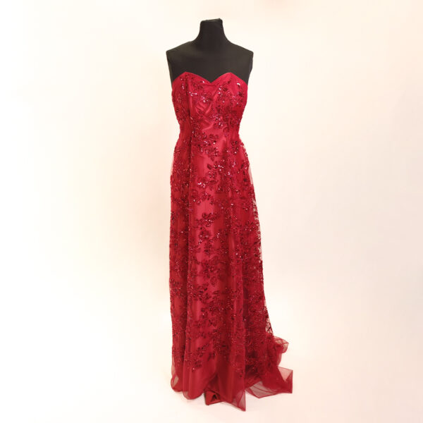 Tessuto Tulle-Pizzo ricamato con paillettes e perle motivo floreale rosso