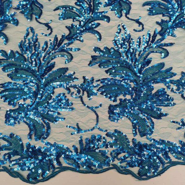 Tessuto Tulle mano seta Ricamato con paillettes e con perline motivo floreale turchese