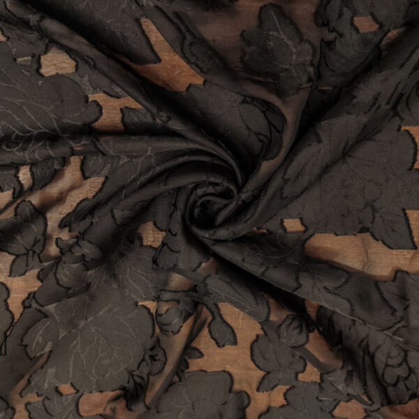 Tessuto Chiffon devorè motivo floreale nero