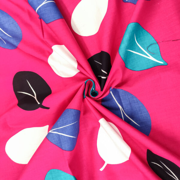 Tessuto Cotone leggero a fantasia motivo astratto fucsia - bianco - nero