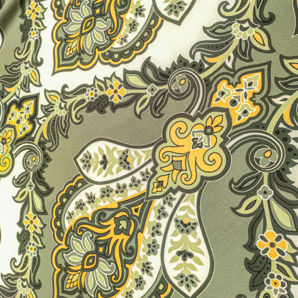 Tessuto Crepe elasticizzato a fantasia motivo floreale cashmere verde - panna - ocra