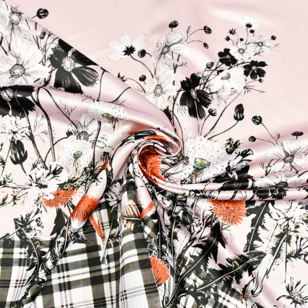 Tessuto Duchesse a fantasia motivo floreale rosa - nero