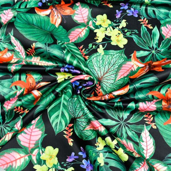 Tessuto Duchesse a fantasia motivo floreale nero - verde - rosso