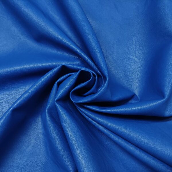 Tessuto Ecopelle per abbigliamento tinta unita azzurro