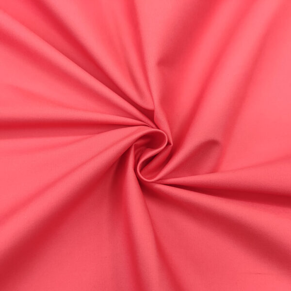 Tessuto Gabardine di cotone tinta unita corallo
