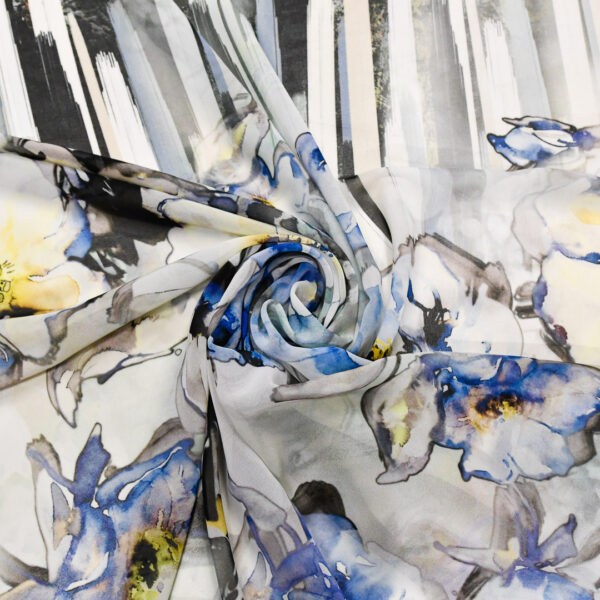 Tessuto Georgette a fantasia motivo astratto panna - blu - giallo