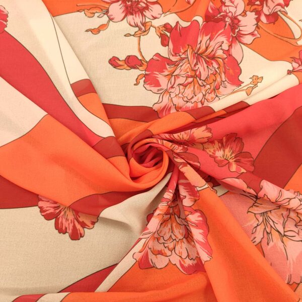 Tessuto Georgette a fantasia motivo floreale panna - arancio - corallo