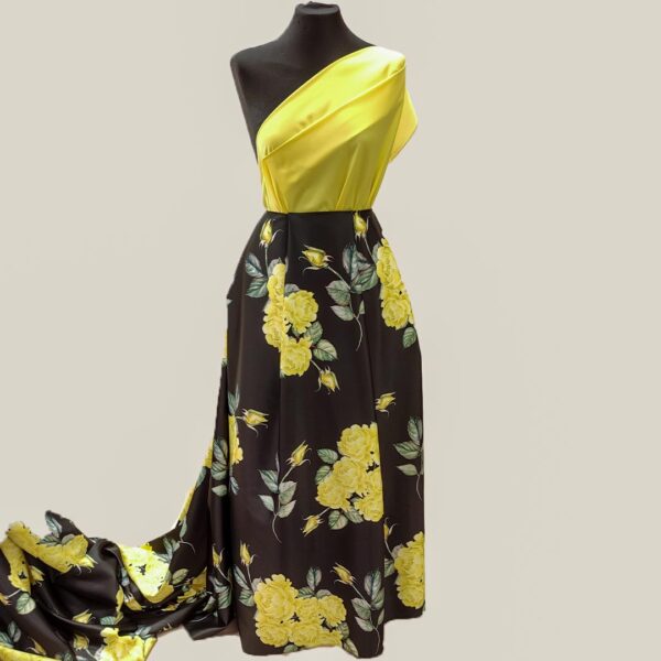 Tessuto Mikado a fantasia motivo floreale nero - giallo - verde