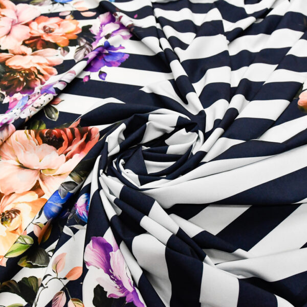 Tessuto Misto Viscosa a fantasia motivo rigato - floreale blu - bianco