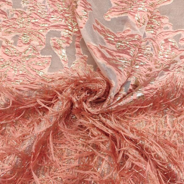 Tessuto organza jacquard motivo floreale con frange lurex rosa - oro