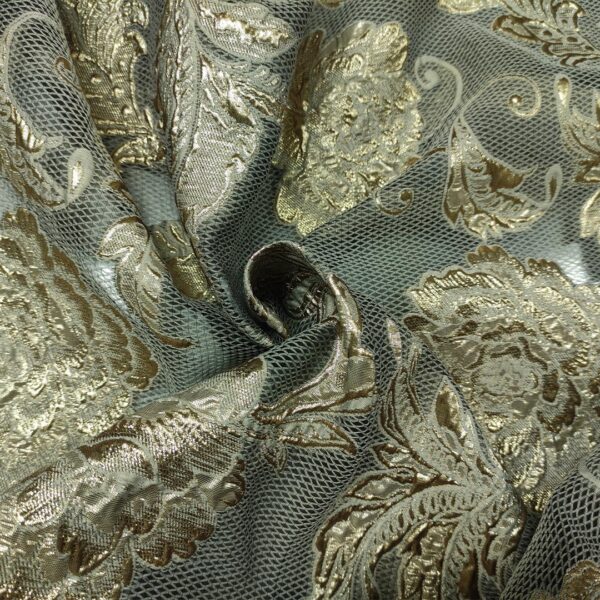 Tessuto Organza jacquard motivo floreale cashmere tortora - oro