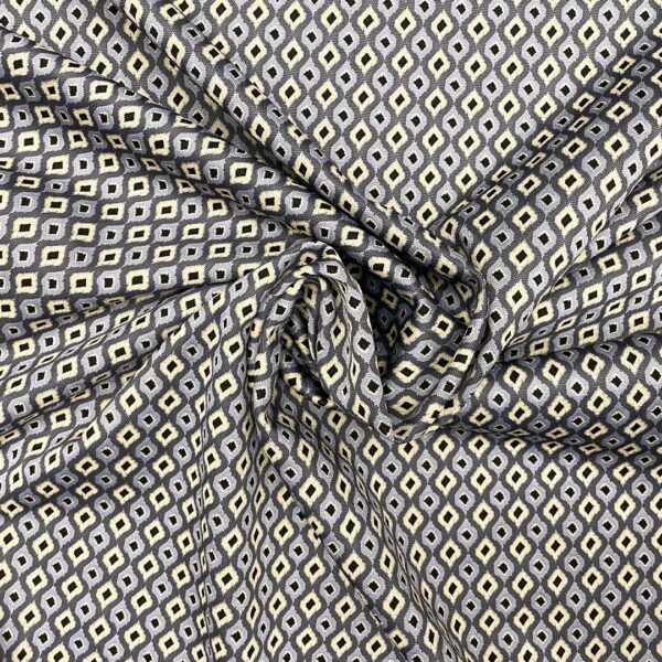 Tessuto Punto Milano a fantasia motivo geometrico grigio chiaro - grigio scuro - beige - nero