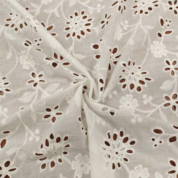 Tessuto Sangallo doppio smerlo motivo floreale bianco seta