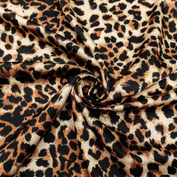 Tessuto Satin a fantasia motivo animalier medio beige - marrone - marroncino