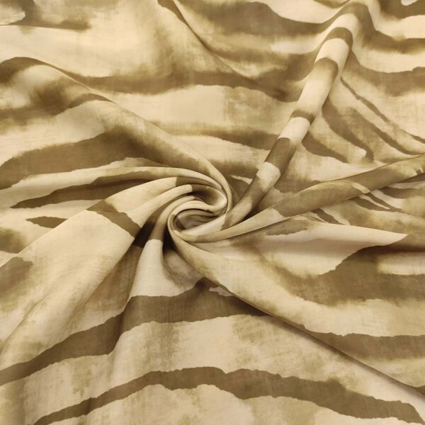 Tessuto Satin a fantasia motivo animalier panna - verde - tortora