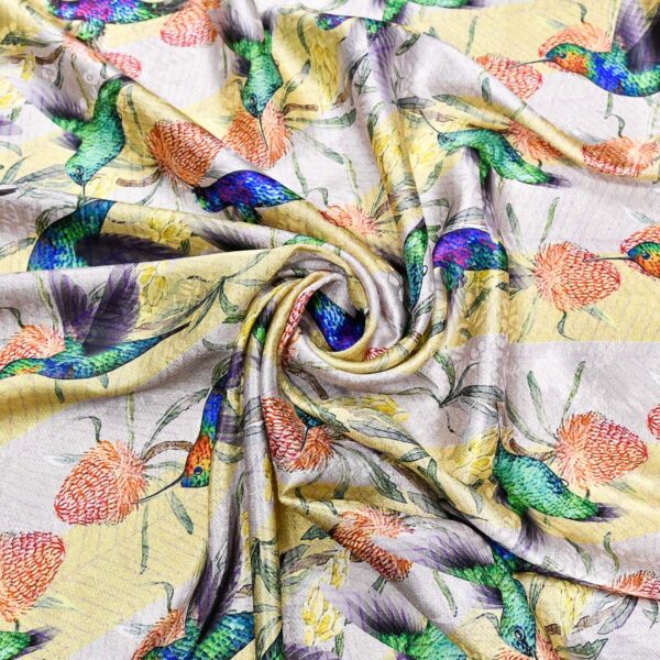 Tessuto Satin a fantasia motivo astratto giallo - beige - verde - blu