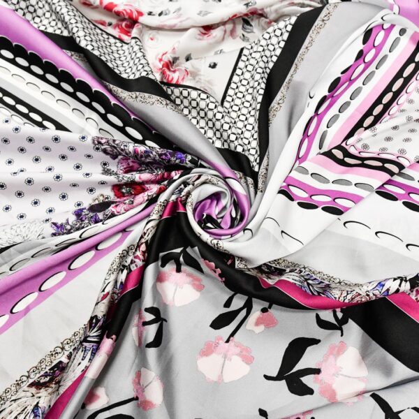 Tessuto Satin a fantasia motivo astratto grigio - fucsia