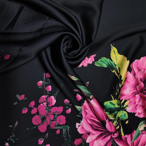 Tessuto Satin a fantasia motivo floreale nero - fucsia - verde