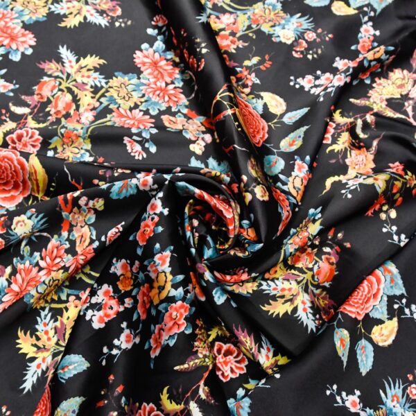 Tessuto Satin a fantasia motivo floreale rosso - nero - verde