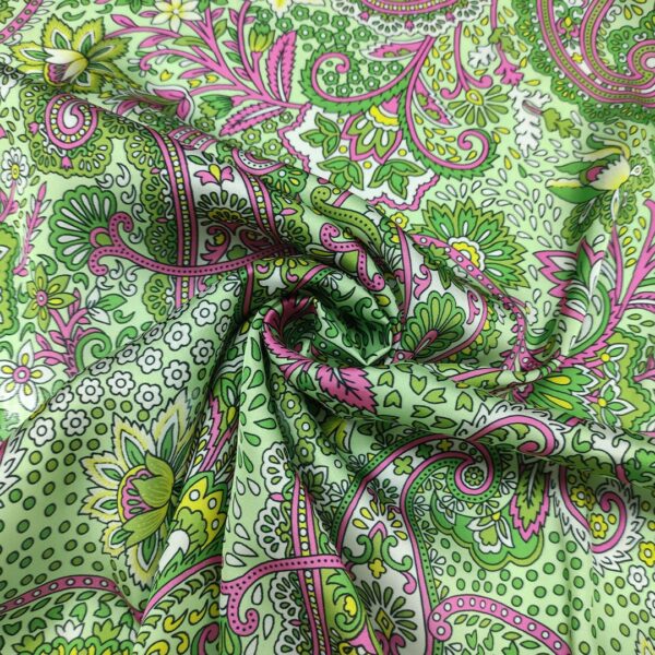 Tessuto Satin a fantasia motivo floreale cashmere verdino - fucsia - lime