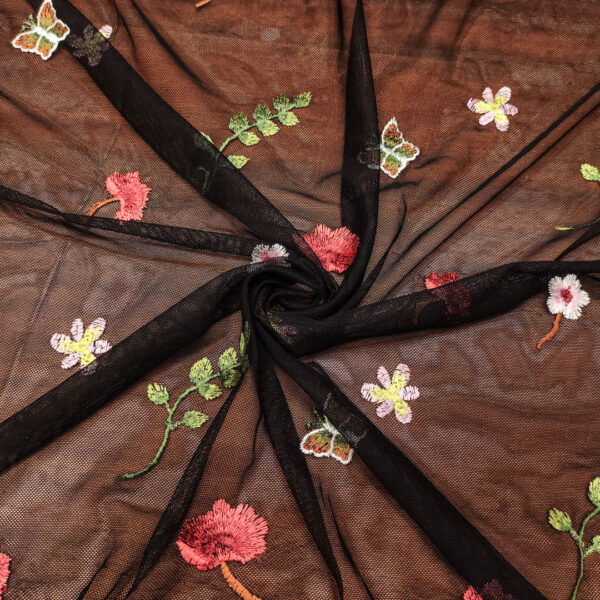 Tessuto Tulle elasticizzato ricamato motivo floreale nero - verde - rosso