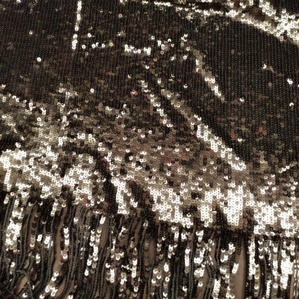 Tessuto Tulle Ricamato con paillettes e frange tinta unita grigio