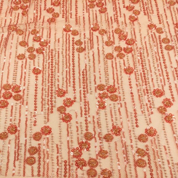 Tessuto Tulle mano seta ricamato con perline e paillettes motivo floreale arancione